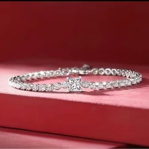 Princess and round cut